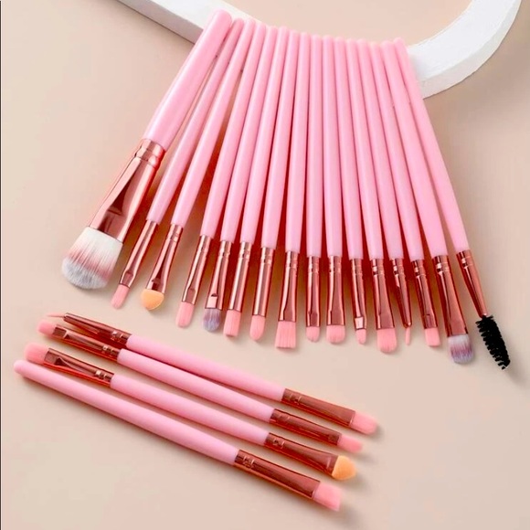 None Other - 🥳20 PCs makeup brush set